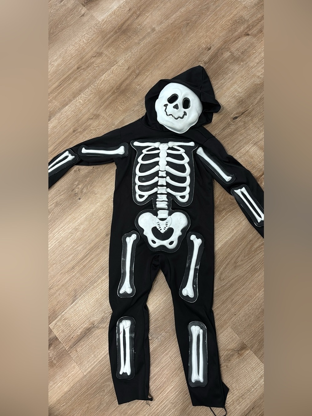 Spirit Halloween skeleton Costume kids